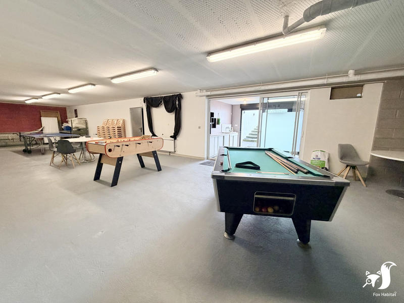 Maison - 214 m² - 6 pièces