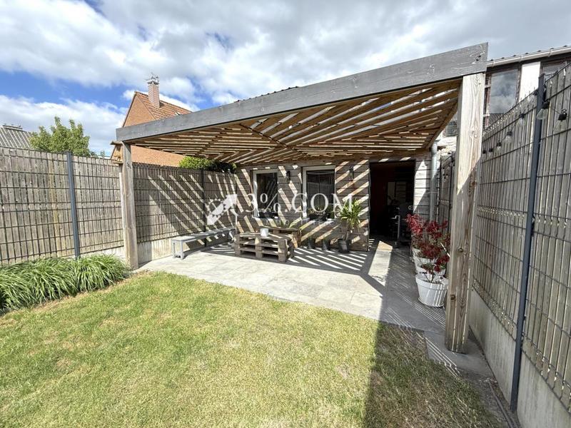 Maison - 97 m² - 5 pièces