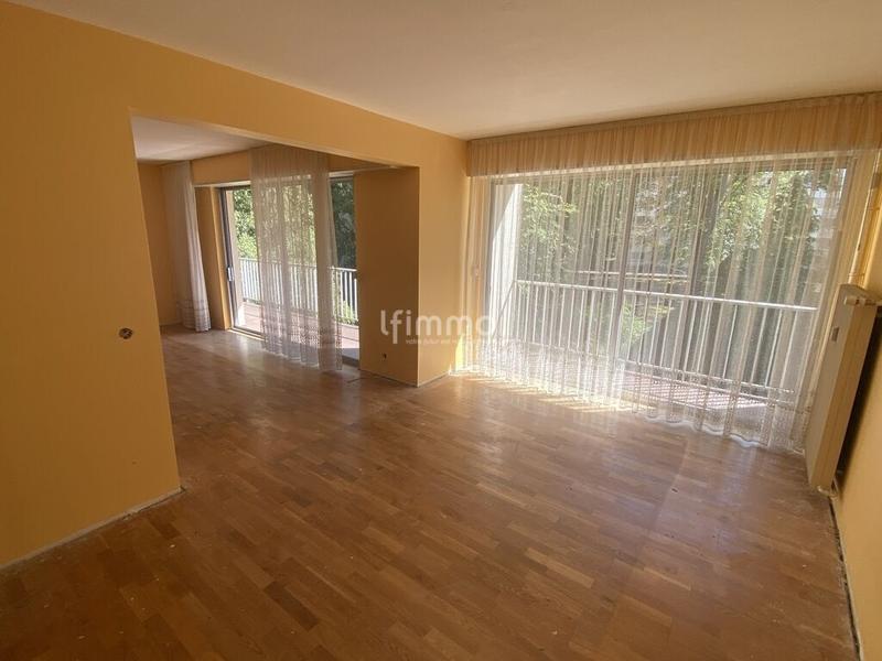 Appartement - 112 m² - 5 pièces