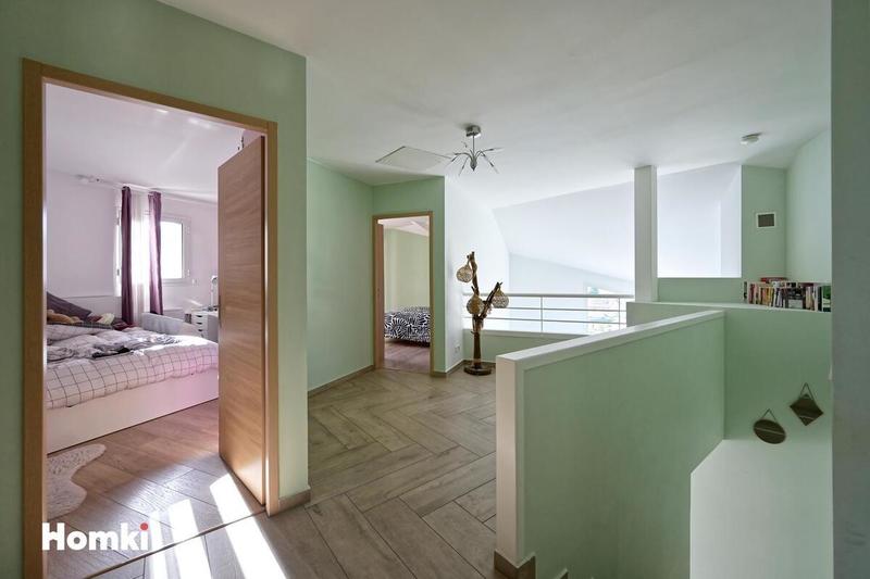 Maison - 143 m² - 6 pièces