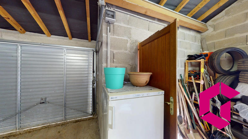 Maison - 99 m² - 4 pièces