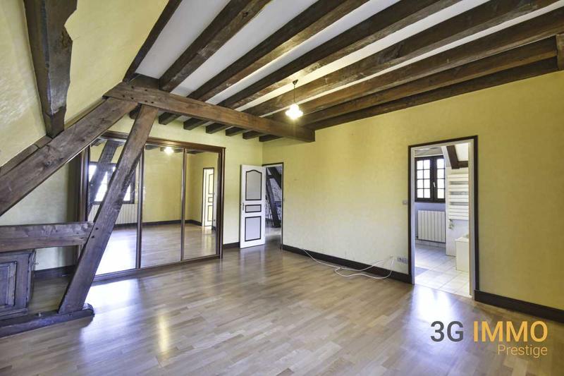 Maison - 257 m² - 7 pièces
