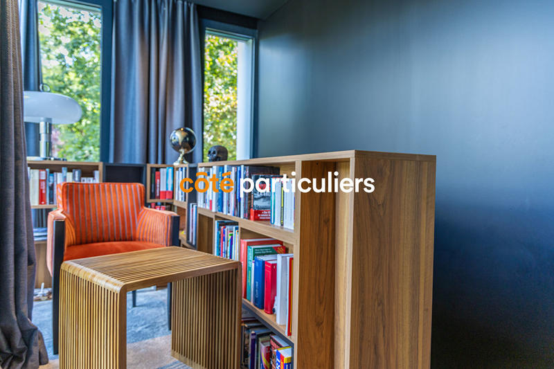 Maison - 260 m² - 7 pièces