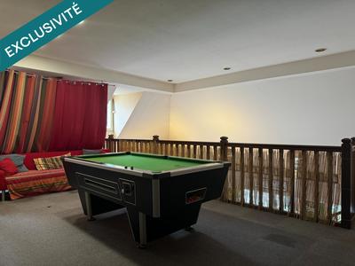 Maison - 600 m² - 15 pièces