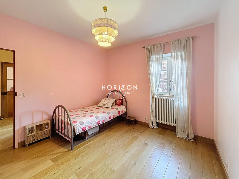 Maison ancienne - 205 m² - 8 pièces