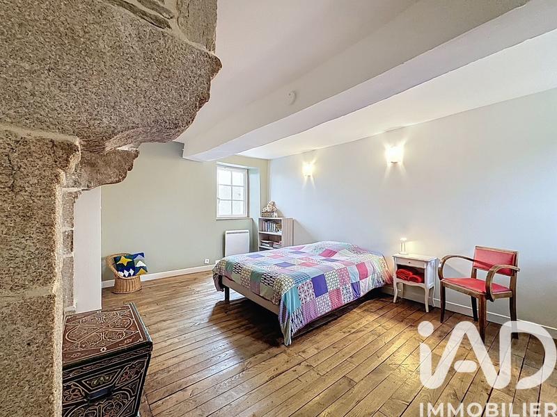 Maison - 183 m² - 7 pièces