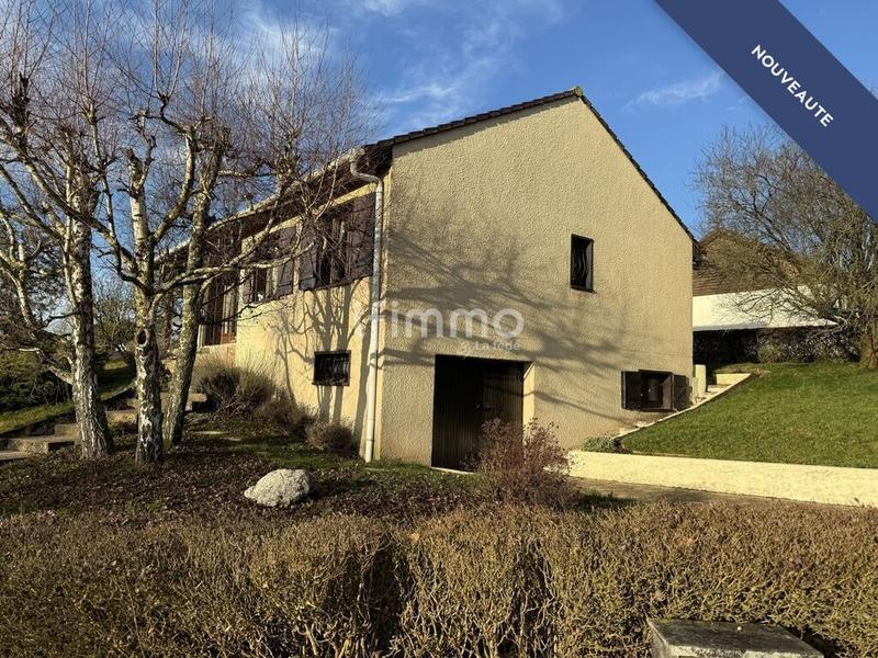 Maison - 105 m² - 6 pièces