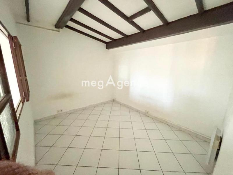 Appartement - 65 m² - 4 pièces