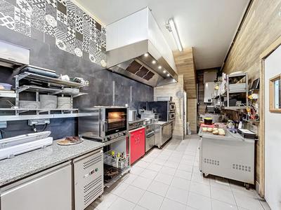 Local commercial - 245 m²