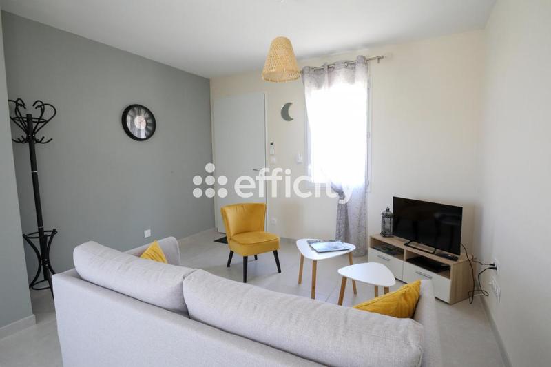 Maison - 250 m² - 11 pièces