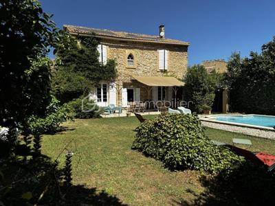 Maison en pierre - 208 m² - 7 pièces