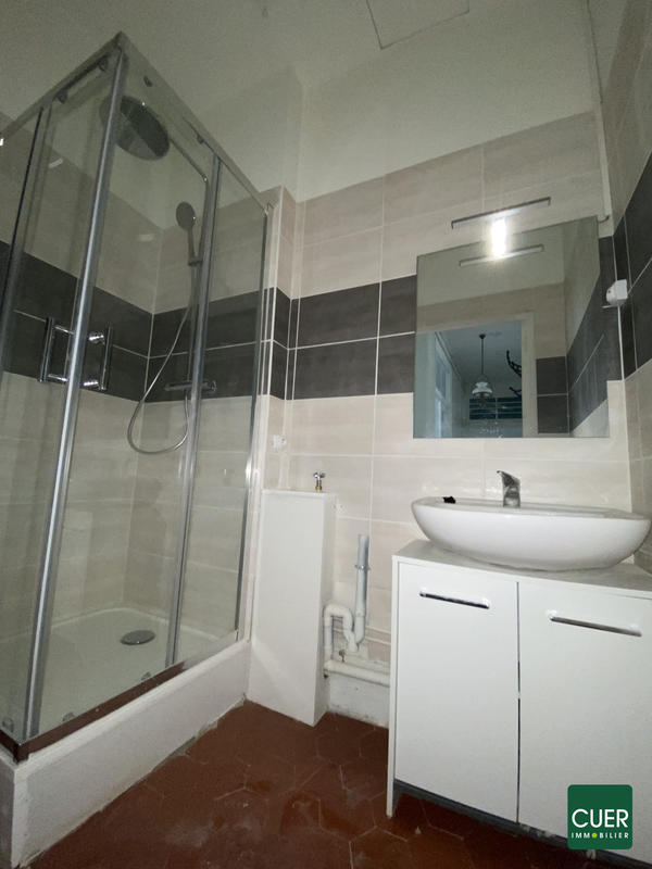 Appartement - 80 m² - 3 pièces