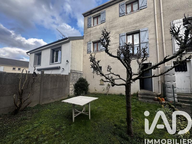 Maison - 84 m² - 4 pièces