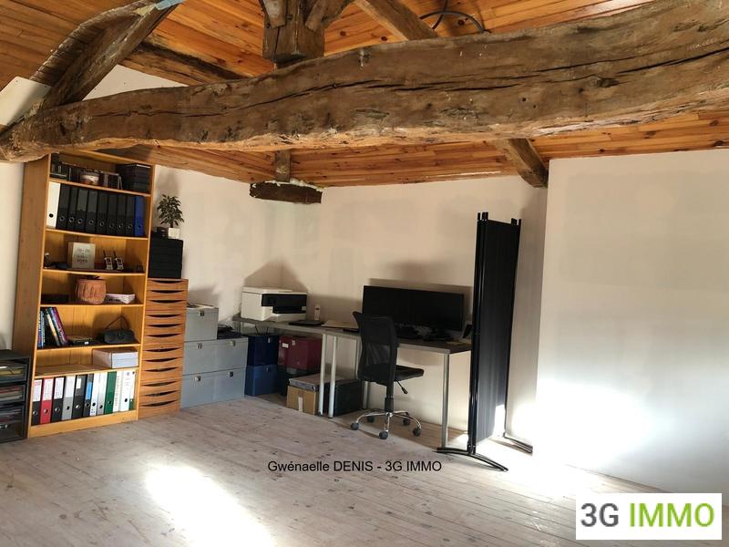 Maison - 213 m² - 7 pièces