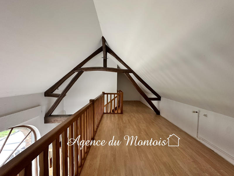 Maison - 192 m² - 6 pièces