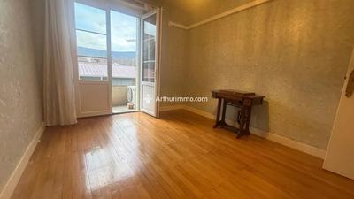 Appartement - 117 m² - 5 pièces