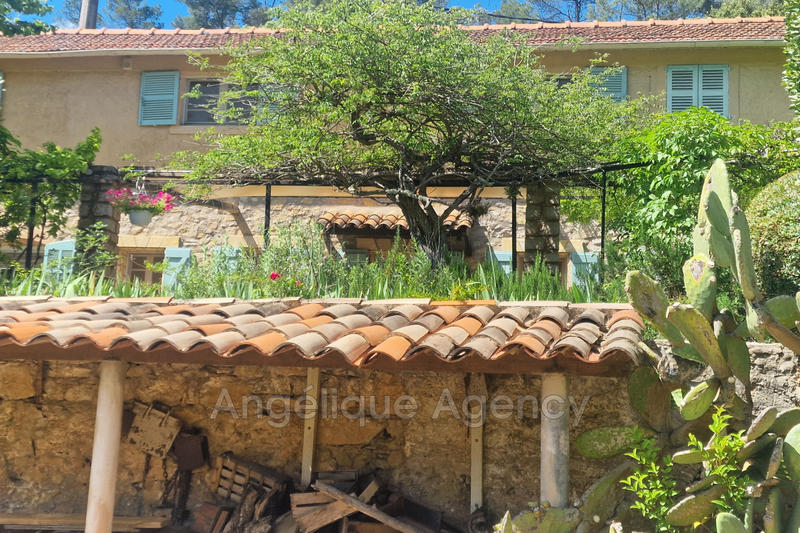 Maison - 191 m² - 6 pièces