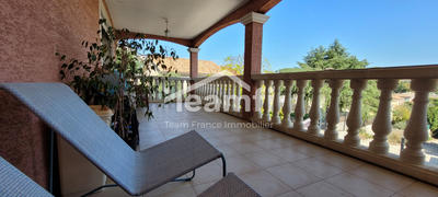 Maison - 120 m² - 5 pièces