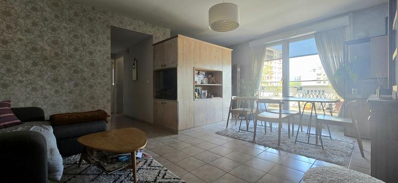 Appartement - 72 m² - 3 pièces