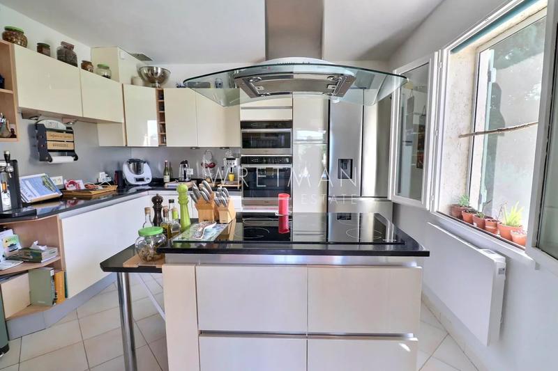 Villa - 136 m² - 5 pièces