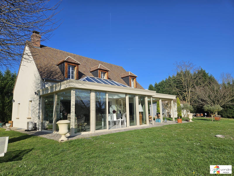 Maison contemporaine - 200 m² - 6 pièces