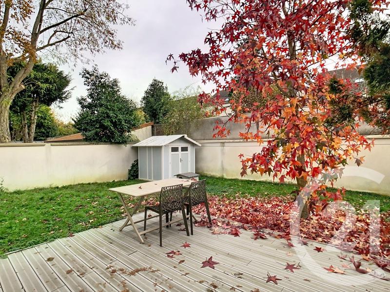 Maison - 96 m² - 5 pièces