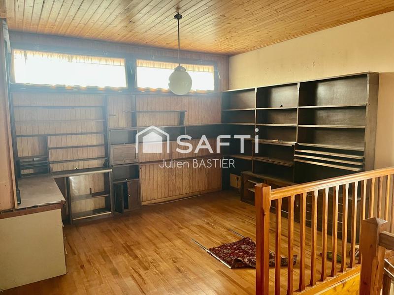 Maison - 180 m² - 6 pièces