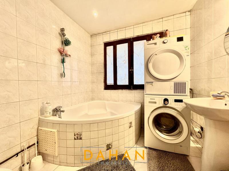 Maison de ville - 94 m² - 4 pièces