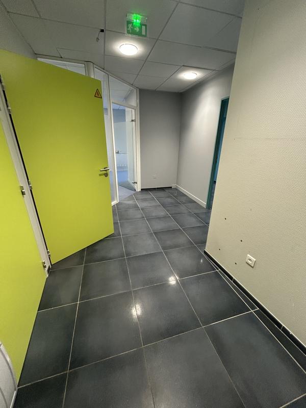 Local commercial - 120 m²