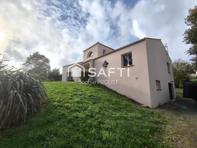 Maison - 153 m² - 6 pièces