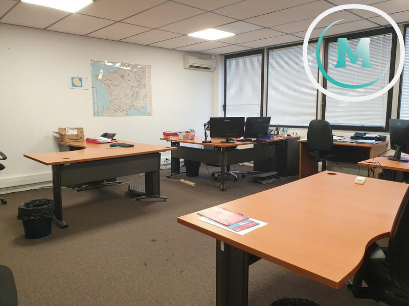 Bureau - 290 m² - 9 pièces