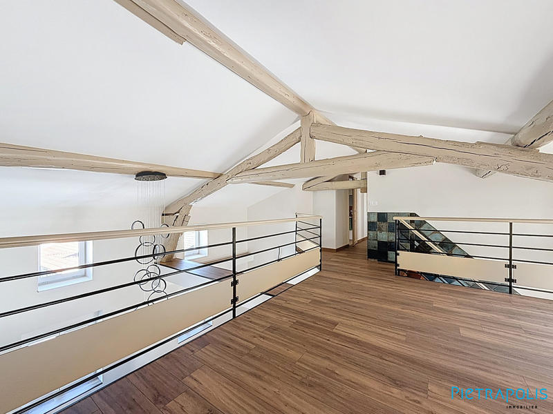 Duplex - 145 m² - 6 pièces