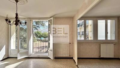 Appartement - 70 m² - 4 pièces