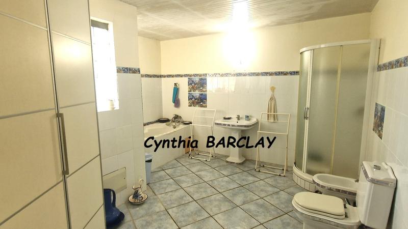 Maison d'architecte - 273 m² - 9 pièces