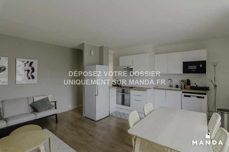 Chambre - 11 m² - 4 pièces