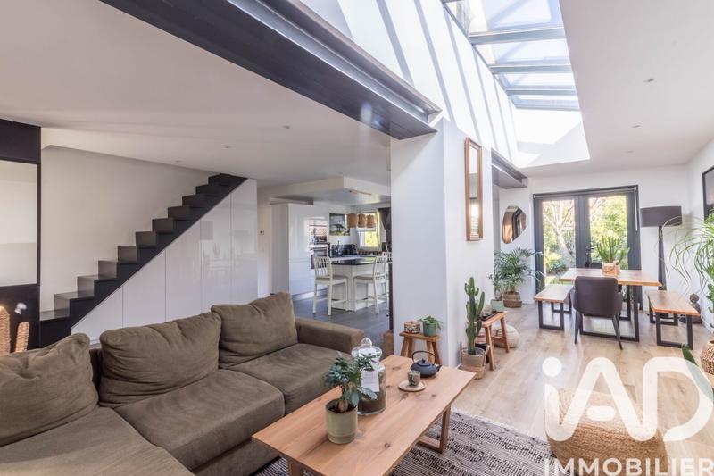 Maison - 101 m² - 5 pièces