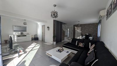 Villa - 123 m² - 6 pièces