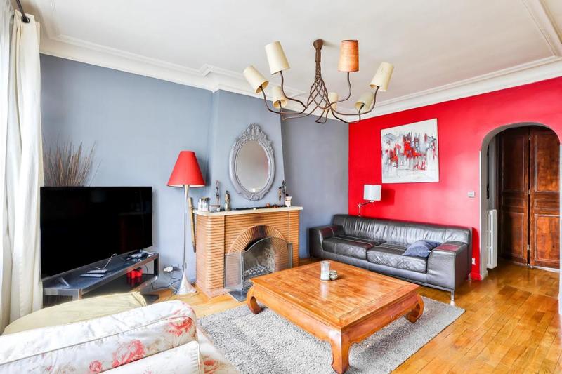 Maison - 200 m² - 7 pièces