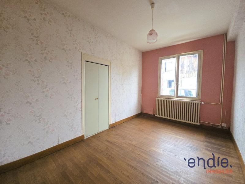 Maison - 173 m² - 11 pièces