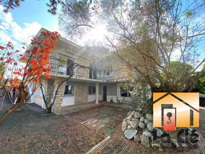 Maison - 193 m² - 5 pièces