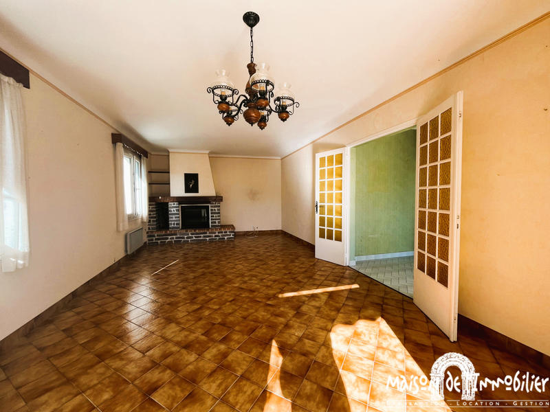 Maison - 207 m² - 9 pièces