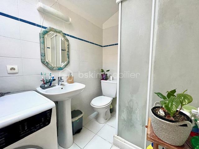 Immeuble - 117 m² - 6 pièces