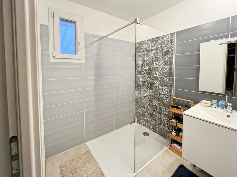 Maison - 186 m² - 7 pièces