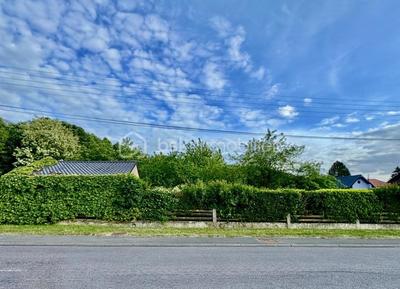 Terrain constructible - 1 000 m²