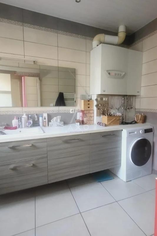 Maison - 105 m² - 6 pièces