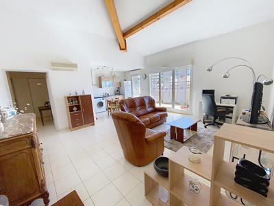 Appartement - 75 m² - 3 pièces