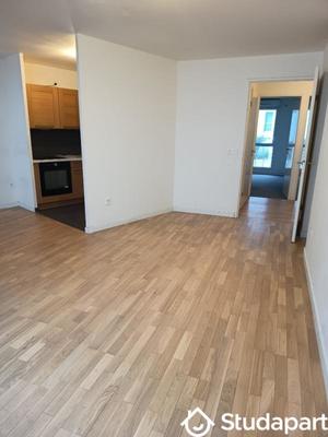 Chambre - 9 m² - 1 pièce