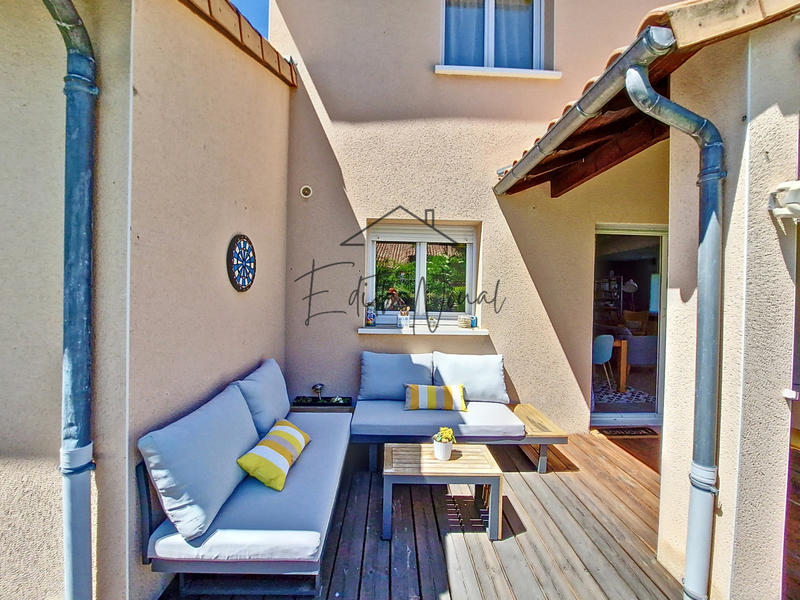 Maison - 95 m² - 5 pièces