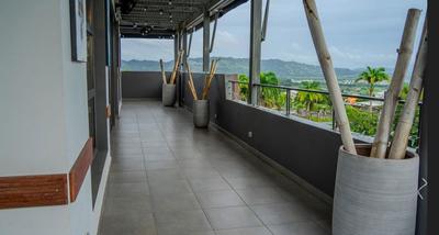 Local commercial - 195 m²