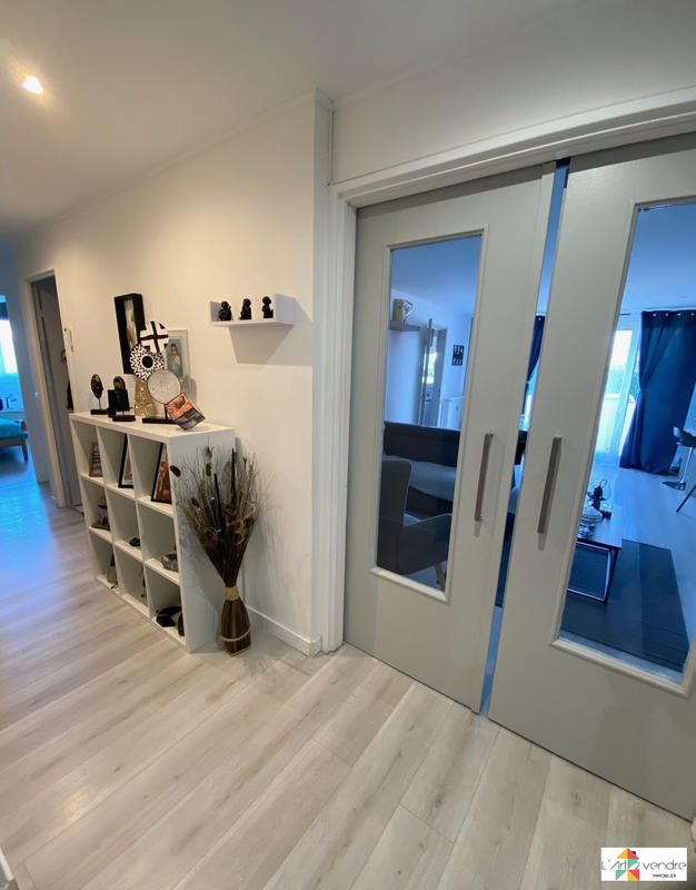 Appartement - 94 m² - 4 pièces